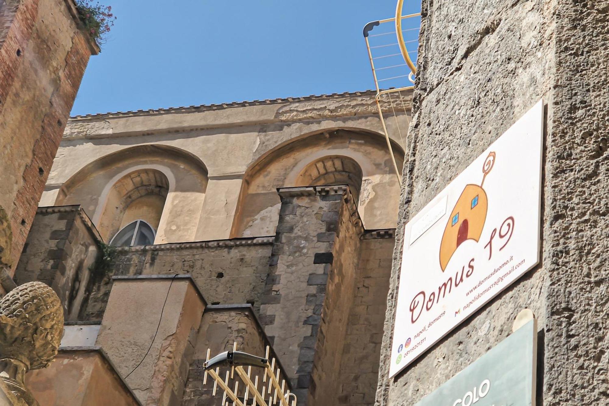 Domus 19 Hotell Napoli Eksteriør bilde